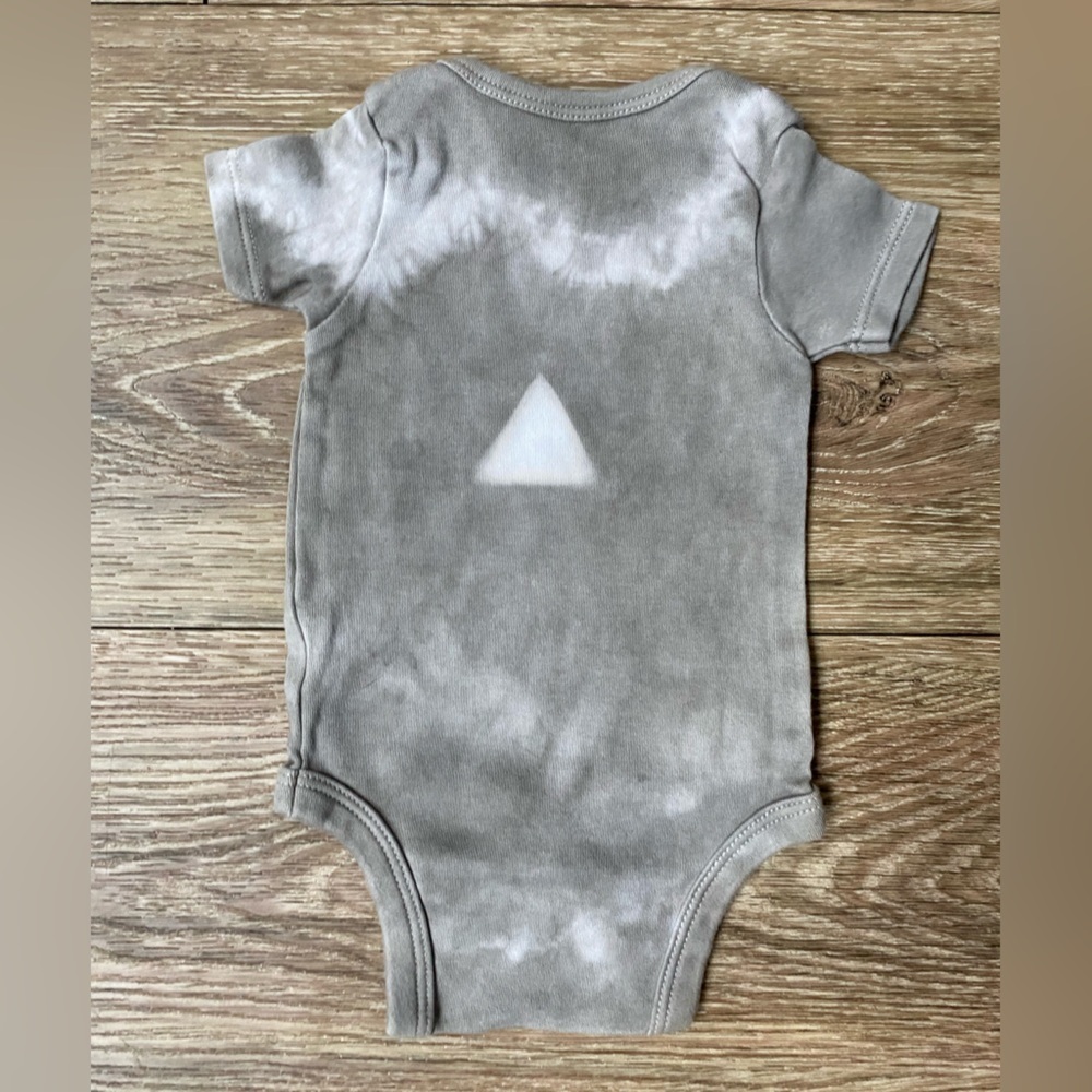 Handmade Organic Botanical Dyed Baby Onzies Cotton 0-9 Months - Picture 4 of 7
